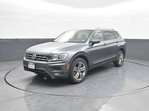 Used 2021 Volkswagen Tiguan SEL AWD/4WD image 4