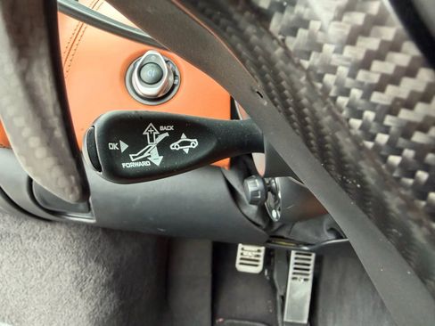 Used 2017 McLaren 570S image 37