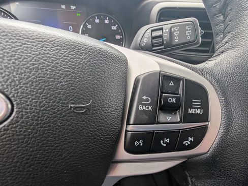 Used 2023 Ford Explorer XLT image 20