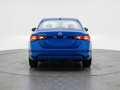 Used 2025 Nissan Sentra SV image 7