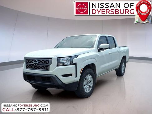 Used 2022 Nissan Frontier SV w/ Technology Package AWD/4WD image 7