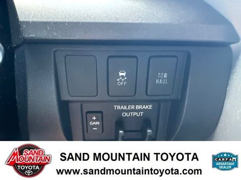 Used 2018 Toyota Tundra SR5 w/ SR5 Upgrade Package RWD image 19