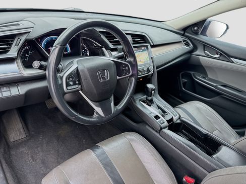 Used 2016 Honda Civic Touring image 7