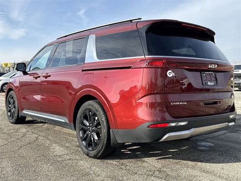 Used 2024 Kia Carnival SX image 6