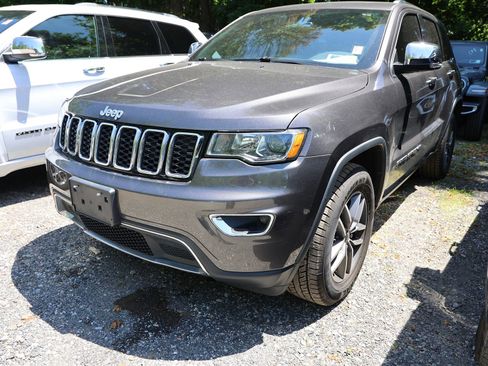 Used 2021 Jeep Grand Cherokee Limited AWD/4WD image 3