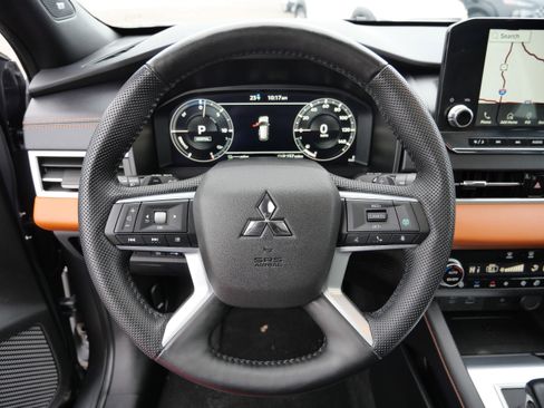 Used 2023 Mitsubishi Outlander SEL image 26