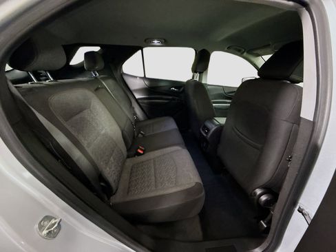 Used 2022 Chevrolet Equinox LT FWD image 27