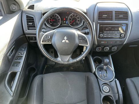 Used 2014 Mitsubishi Outlander Sport ES image 12