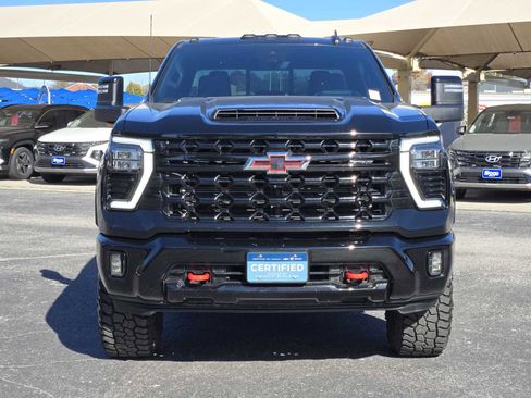 Certified 2024 Chevrolet Silverado 2500 ZR2 w/ Technology Package image 3