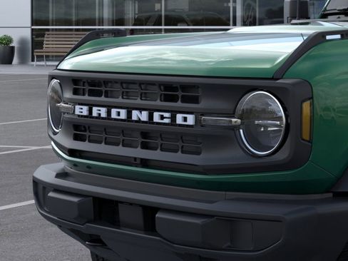 New 2025 Ford Bronco 4-Door image 44