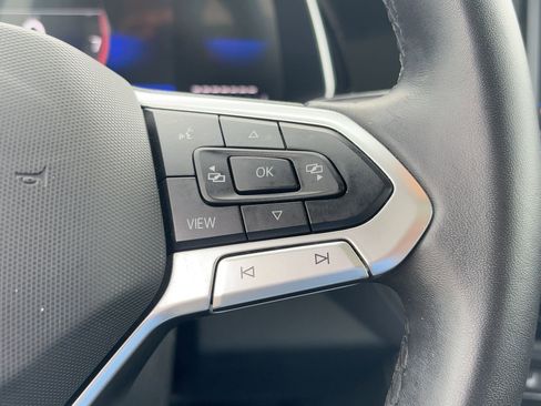 Used 2024 Volkswagen Jetta SE image 18