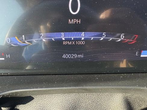 Used 2023 Jeep Grand Cherokee Altitude AWD/4WD image 13
