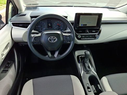 Certified 2025 Toyota Corolla LE w/ LE Premium Package FWD image 11