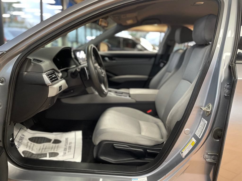 Used 2019 Honda Accord Hybrid image 16
