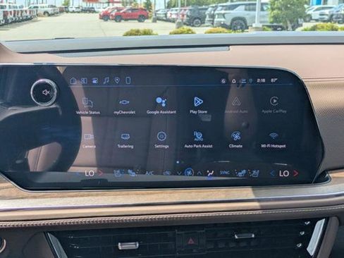 New 2026 Chevrolet Suburban High Country RWD image 21