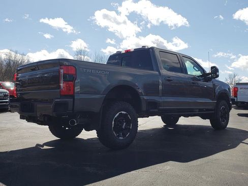 New 2026 Ford F350 Platinum w/ Tremor Off-Road Package AWD/4WD image 4