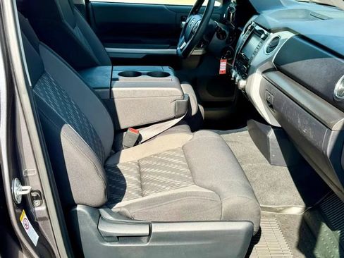 Used 2018 Toyota Tundra SR5 image 17