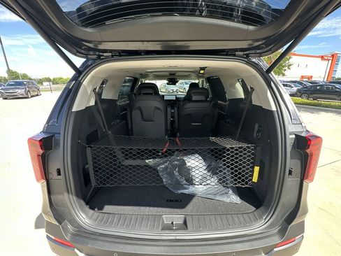 New 2026 Kia Carnival SX Prestige image 23
