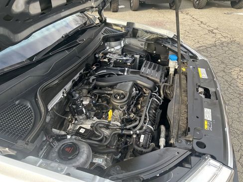 Used 2023 Volkswagen Taos S image 12