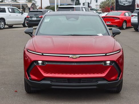 New 2026 Chevrolet Equinox EV LT image 6