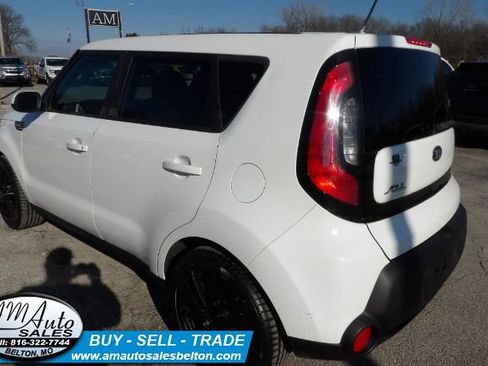 Used 2016 Kia Soul image 3