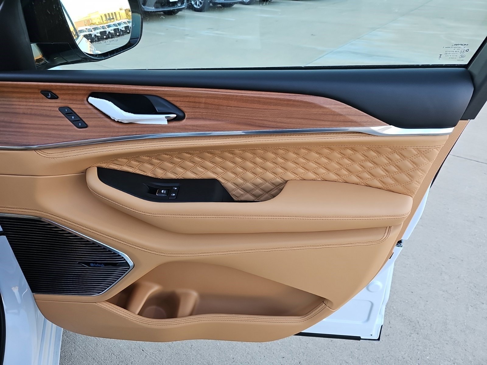 New 2027 Jeep Grand Cherokee Summit AWD/4WD image 14