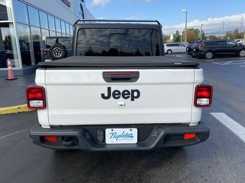 Used 2020 Jeep Gladiator Sport w/ Quick Order Package 24S image 5