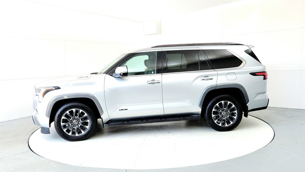 Certified 2023 Toyota Sequoia Limited AWD/4WD image 3