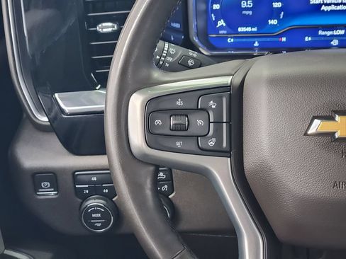 Used 2024 Chevrolet Silverado 3500 LT w/ Convenience Package AWD/4WD image 28