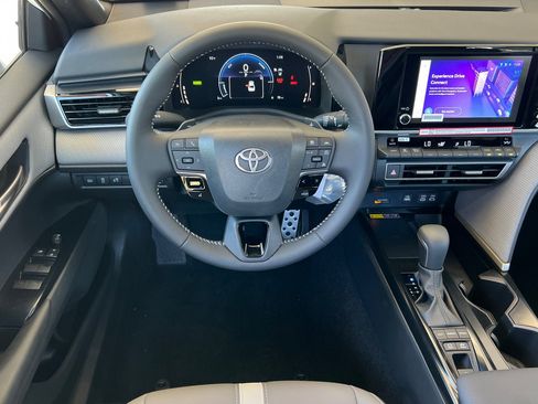 New 2026 Toyota Camry SE w/ Multimedia Upgrade Package FWD image 15