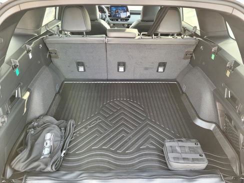 New 2026 Subaru Outback Limited image 18