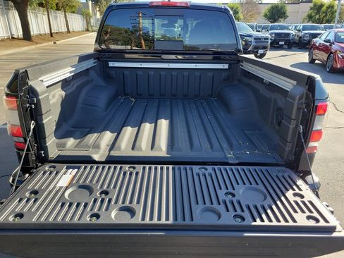 New 2026 Nissan Frontier SV w/ SV Convenience Package RWD image 13