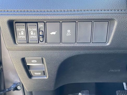 New 2026 Honda Odyssey EX-L image 17