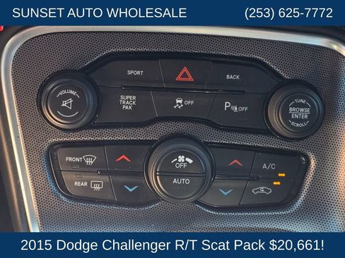 Used 2015 Dodge Challenger R/T Scat Pack w/ Leather Interior Group RWD image 38