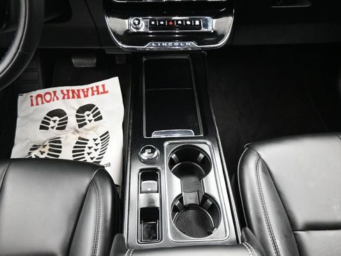 Used 2023 Lincoln Corsair FWD image 20