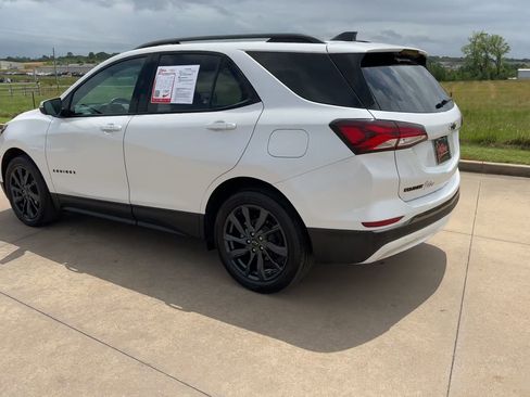 Used 2022 Chevrolet Equinox RS w/ RS Leather Package FWD image 7