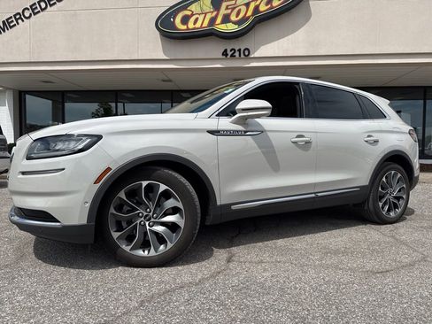 Used 2023 Lincoln Nautilus Reserve w/ Equipment Group 201A AWD/4WD image 17