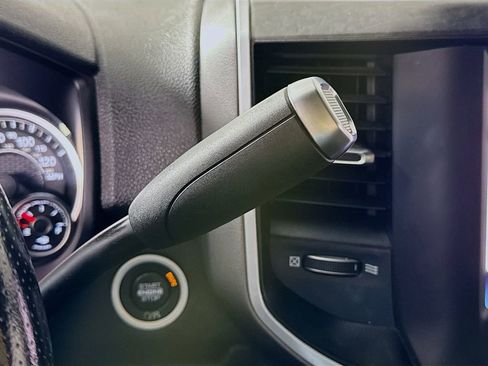 Used 2022 RAM 3500 Big Horn image 10