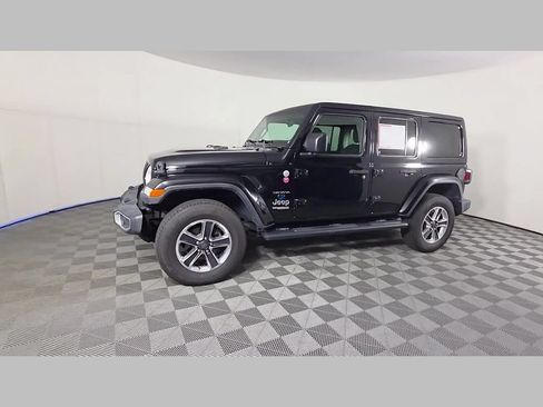 Used 2019 Jeep Wrangler Unlimited Sahara AWD/4WD image 48