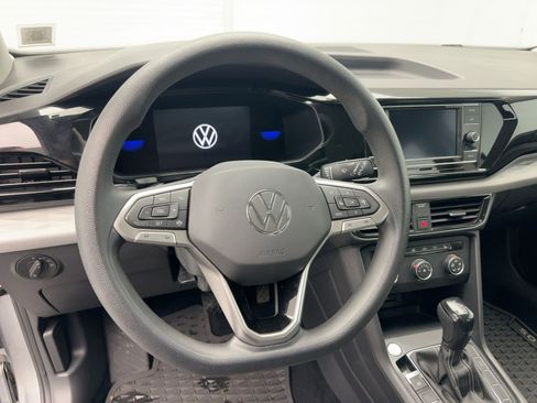 Used 2022 Volkswagen Taos S image 21