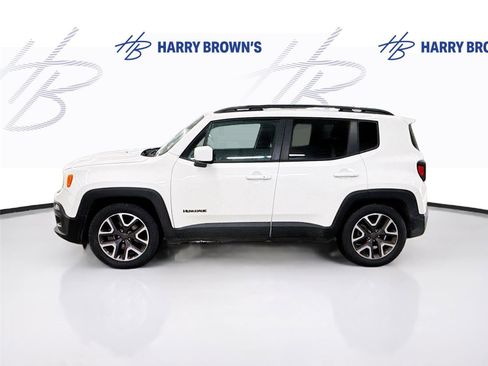 Used 2016 Jeep Renegade Latitude image 8
