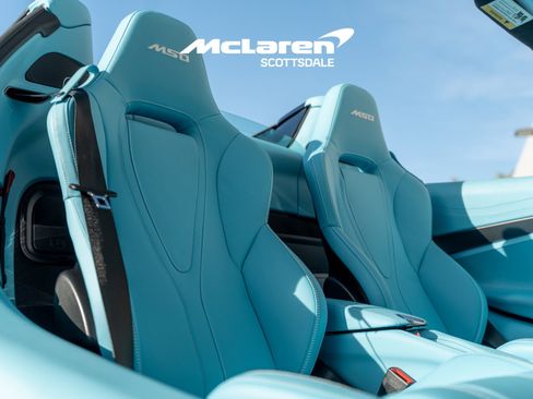 Used 2026 McLaren 750S Spider RWD image 13