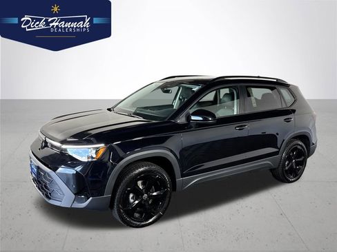 New 2025 Volkswagen Taos SE AWD/4WD image 1