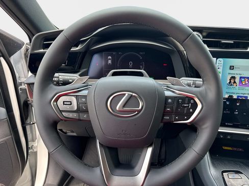 Used 2026 Lexus RZ 350e 2WD w/ Convenience Package image 23