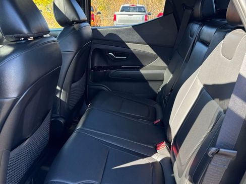 Used 2023 Hyundai Santa Cruz Limited image 8