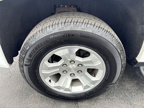 Used 2018 Chevrolet Silverado 1500 LT w/ All Star Edition image 30