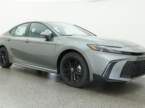 New 2026 Toyota Camry SE FWD image 29