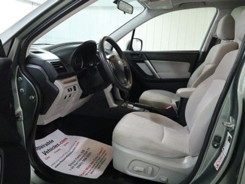 Used 2014 Subaru Forester 2.5i Premium w/ All-Weather Package AWD/4WD image 9