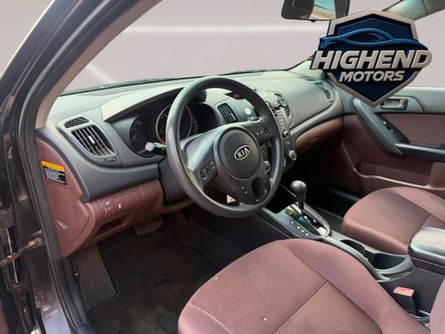 Used 2010 Kia Forte EX FWD image 13
