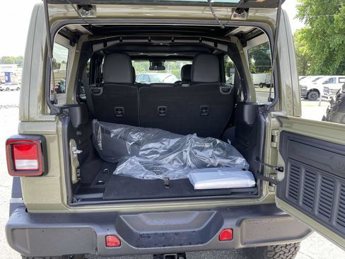 New 2025 Jeep Wrangler Unlimited Sport AWD/4WD image 39